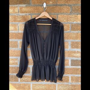 Patterson J. Kincaid
Black Semi Sheer Blouse Xs